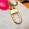 Designer Keychain Bag di lusso Canno a forma di cuore Chiave Fashion Love Pendants Gold Keyring Ornament Keechhains 2308048z Eterno Love con scatola originale