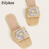 Eilyken Glitter Hinaistone femmes Slippers Bright Diamond Diamond Flat Bottom Canne Crystal Sandals Colty Tlides Chaussures