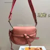 Дизайнерские ворота Loeew Bag 2024 Bags Women's New Bow Saddle Fashion Light Luxury Crossbody Simple One Plound