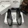 Berluti Mens Trade обувь кожаная обувь Berlut New Mens Venezia Vintage Splicing Oxford Color Polising Formal Business RJ K291