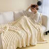Kunstmatige konijn pluche herfst warme dekens voor bedden zachte koraal fleece sofa gooi deken comfortabel dikker laken y240326