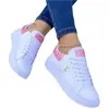 Vrouwen Casual schoenen Fashion Butterfly Decor Round Head Sneakers Lederen veter platform Dames Vulkaniseerde schoenen vrouwelijk schoenen 240402