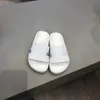 Slifori per bambini ragazzi ragazze scivoli casuali per la casa scarpe da spiaggia per bambini in lettere per bambini sandali in gomma stampato marca di lusso designer di giovani infradito per esterni flops d5mx#