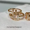 Anneaux de concepteur de qualité supérieure pour femmes Tifancy Double T Mother Shell Hand Diamond V Gold Placing épais Gol CNC Seiko Rose Gol Ring Rague de queue d'origine 1: 1 avec logo réel