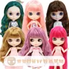 Eisiges DBS Blyth Doll Joint Body 30 cm BJD Spielzeug weißes glänzendes Gesicht und gefrostetes Gesicht mit zusätzlichen Händen ab und Panel 16 DIY Fashion Doll 240329