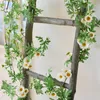 Sztuczne kwiaty słonecznika Garland Daisy Rattan Wall Wedding Party Hotel Home Office Świąteczny salon Autumn Dekoracja