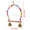 Bird swing mâcher des jouets Parrot suspendu cage jouet en bois naturel perchoir avec perles en plastique cloches pour les petits perroquets