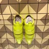 Casual Shoes Fashion Luxury Low Cut Men Trainers Driving Spike Fluorescent Yellow Genuine Leather Wedding Rivets Crystal Flats Sneakers