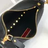 Purse de bolsa de bolsa de bolsa de ombro hobo de garanhão couro de couro de couro dentro de letras de moda rebaixar o zíper fechamento de alta qualidade pequena bolsa