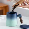 Tasses à thé avec infuseur couvercle en relâchement en céramique d'eau en céramique Tasse de souches multifonctionnelles cadeaux pour hommes les femmes accessoires