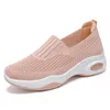 Designer Women Running Scarpe Gai Sneaker Super Pink Purple Black White Women Giovani Scarpe sportive EUT36-40