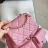 Womens Duma Caviar Leather Backpack Pink Pink Raphring Propack Pass Multi Pochette Gold Metal Hardware Matelasse Chain Handts Counter Purse في الهواء الطلق 20 سم