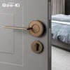 Goo-Ki Luxury Lock Porte silencieuse Poignée de porte de la chambre à coucher avec serrure de sécurité intérieure Poignée porte verrouillage du cylindre Sécurité Mute Bord