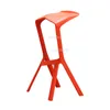 Modern Bar Chair Minimalistische barkrukken Plastic Hoge Stool Single Bar Stool Predicenstoelen Buitenstapelstoel voor keuken