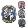 Patches brodées 3D Saint Michael Protect Us Us Tactical Hook Badge for Cap Applique Military Brass Patch Clothes Stickers