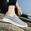 Casual schoenen 2024 mannen Loafers Licht lopen ademhabele zomer comfortabele sneakers zapatillas hombre plus paar