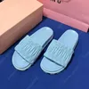 Summer Designer Beach Slip Slipisti Donne Donne Luxuria Slipisti a spina di pesce Slimi MiUi Cucili in pelle Mule Slipisti