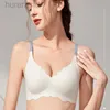 Bras Bras di alta qualità senza cuciture Womens Push-up Piccolo torace Sezione sottile senza cerchi per chiudere la coppia di seni sportivi reggiseno 240410