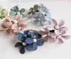 1PC Girls Three Floral Scrunchy Elastic Hair Bands Flower Rubber Bands Hårringar Rings Ornament Tillbehör för kvinnor3656721