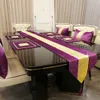 1pc Tassel Table Runner Purple Velvet Placemat Servetten Luxury Golden Diamond Decor för bröllopsfest Dinnerbordsdekoration