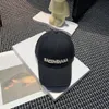 Caso Hat Hat Sports Designer Ball Caps Casquette ao ar livre Viagem solar letras angustiadas Letras de pato Capinho da língua