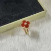 High End Vancefe Brand Designer Ringe für Frauen vier Blattklee Ring High Version V Gold Dicke plattierte natürliche rote Chalcedony White Senior Brand Logo Designer Schmuck