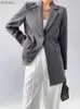 Costumes pour femmes Blazers Tide Designer Back Button Blazer Fomen Femme Femme Gris Notched Falle Falle 2024 Spring New Clothingl240117