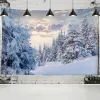 Snow Scenery Tapestry Wall sospeso piccolo tavolo da bohémien Mapt soggiorno decorato con panno di sfondo in poliestere