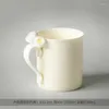 Tasses à la main à la main fleurie tasse fille café céramique tasse de maison exquise