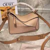 2024 Loeew Designer Classic Bags Lady Puzzles Bag Purse Women's Summer Popular Leather Star Star Style Handhållen skarvad crossbody axelhandväska