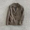 Veste authentique en cuir pour femmes Spring Fashion Commouting style aiguille à deux bouton