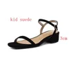 Krazing Pot Big Size 42 43 Kid Suede Peep Toe y Med Heel Beknipte klassieke zomerschoenen Jong Dady Streetwear Women Sandals 240327