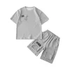 T-shirts Summer Boy Sports Define crianças casuais trajes adolescentes roupas de moda infantil camisetas+shorts 2pcs Mangas curtas Top Pants Suits 240410