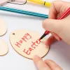 10/25 / 50pcs Oeufs de Pâques heureux dessinant des décorations de Pâques d'artisanat en bois avec des cordes