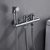 Bidets Pulverizador de chuveiro Limpeza anal de latão Base Bidê Kit de bico de bronze Cabeça de chuveiro Lavagem higiênica de banheiro shattaf Conjunto de bidê de banheiro