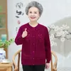 Kvinnors stickor medelålders och äldre kvinnor tröja 2024 Spring Autumn Top Old Lady Sticked Cardigan Coat Mom's Clothes Female Knitwear