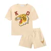 in stock Kids Thirt Summer Bambe Clothes Short Lettera Seleeve Stampa Designer per bambini Tops Tops Boys Girls Thirts Abbigliamento Chidlren Sport casual comodo sport casual