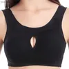 Abiti da yoga Sport Sports che assorbono la biancheria intima da donna che assorbono il reggiseno di cotone da yoga senza soluzione di continuità e traspirante BRA BELLA BRALETTE DOMENE BRALETTE DI BRIGIE DI LIGNO Y240410