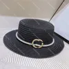 Letter Stijl Flat Top Straw Hat Zomer Zon Bescherming Hoeden Adembuitend Buiten Sunshade Hat Modieuze UV -bescherming Beach Hoeden