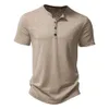 Henley Collar Summer Men Casual Colomb Couleur à manches courtes T-shirt pour Polo Men High QualityMens Shirts 240410