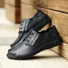 Zapatos casuales cuero para hombres 2024 encaje de verano en la parte superior de la parte superior para hombres, suela suave, transpirable masculino, deslizamiento en caminar