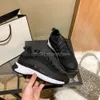 Casual Schuhe Low Panda Chanells Schuhe Herbst neuer farbiger Pnecake dicker alleinerer Dad Schuhe für Frauen bequem und vielseitige Sportarten für Frauen Sneakers 158