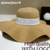 Summer Ruffle Straw Top Hats Fashion Mens Womens Bucket Hat Sun Protection Lady Travel Beach Sunhat Designer Large Eaves Caps