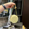 Designer mode kvinnor runda väska läder flickor mini crossbody axelväskor med kedja damer handväska kvinnlig läppstift handväska