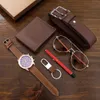 Shaarms Men Gift Watch Business Luxury Company Mens Set 6 In 1 Watch Glasses Pen Keychain Belt Purse Welcome Holiday Födelsedag 240322