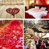 100Pcs 35mm Romantic Sponge Satin Fabric Heart Petals Wedding Confetti Table Bed Heart Petals Wedding Valentine Decoration