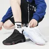 Lässige Schuhe plus Größe Männer atmungsaktiv klassische Lauf Sneakers Klima-Leder-Leder-Netz auf Walking Tenis Zapatos