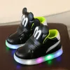 Sneaker leuchten Mode Cartoon leuchtende Kinderschuhe LED Mode koreanische Jungen Mädchen Fashion Casual Schuhe Sneaker Kleinkind Boyshoes