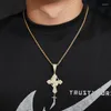 Pendanthalsband Moissanite S925 Sterling Silver Bling Out the Pray Hands Cross Pendants Halsband för män Hip Hop Luxurious Rapper