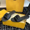 2024 SLIPER DESIGNER PATTRAFFERA PIATRAFIA Platform Slides Sandali all'uncinetto Summer Slifori in pelle piatta cursori Casualmente Scarpe casual Sandalo